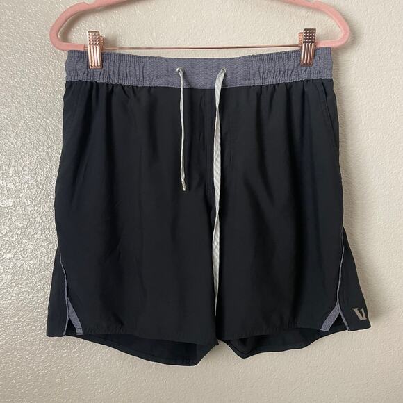 Vuori Shorts Men Small Black Gray Trail Athletic Performance Gym Outdoor Hiking - Picture 3 of 9